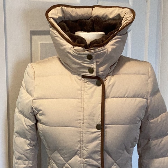 The Wild North Apparel Down Jacket XS - Suede Trim, Detachable Beaver Fur Collar - Picture 3 of 10